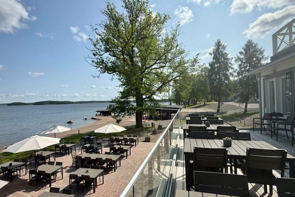 78073198-C6CA-426D-B2A2-85494B4EE26B